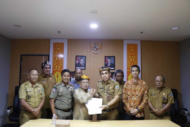 
 Pemprov Terima Hibah Tanah Pembangun Islamic Center dari Tokoh Masyarakat