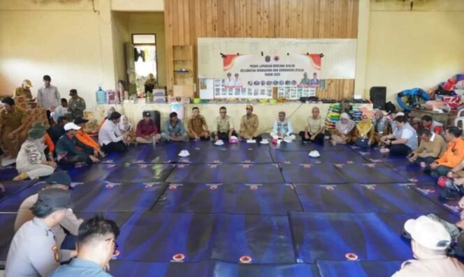 
 Bupati Nunukan Tinjau Langsung Banjir di Sembakung, Pastikan Warga Terdampak Tertangani