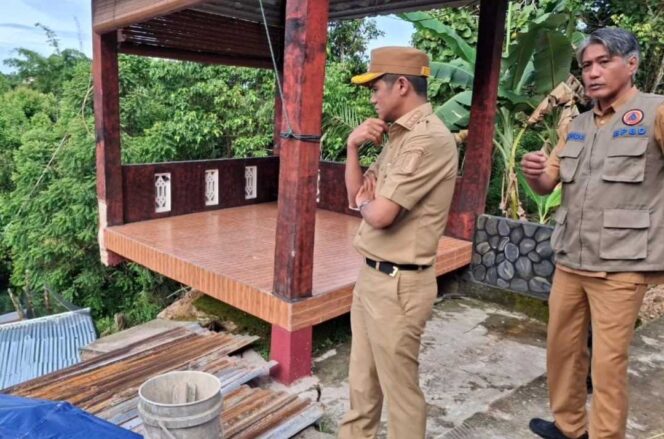 
 Langkah Taktis Pasca Longsor, Bupati H. Irwan Sabri Tinjau Lokasi Longsor di Bukit Cinta