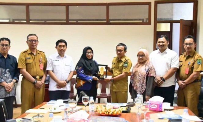 
 Wakil Bupati Nunukan Menerima Audiensi dari Universitas Airlangga