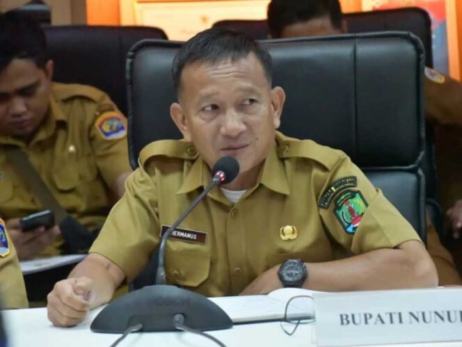 
 Wabup Hermanus Hadiri Rapat Pembahasan Optimalisasi distribusi Kawasan Mangrove dan Gambut Terhadap Peningkatan Pendapatan Asli Daerah
