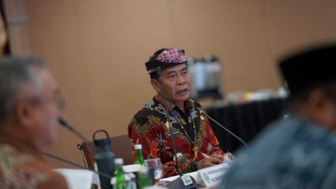 
 Gubernur Hadiri RUPS Bankaltimtara, Tetapkan Jajaran Direksi dan Komisaris Baru