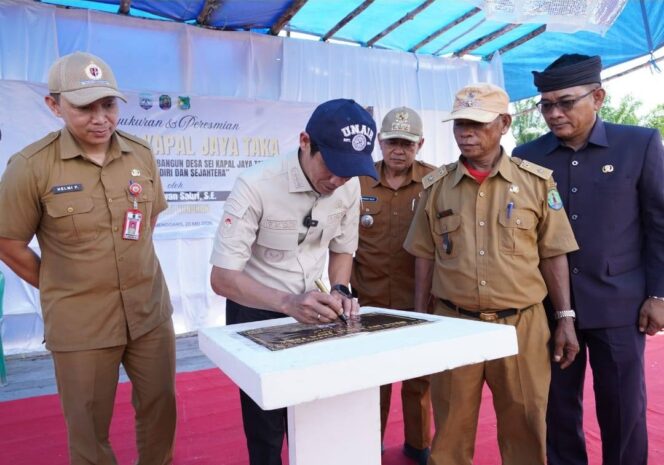 
 Desa Persiapan Sei Kapal Jaya Taka Diresmikan, Inilah Pesan Bupati Nunukan