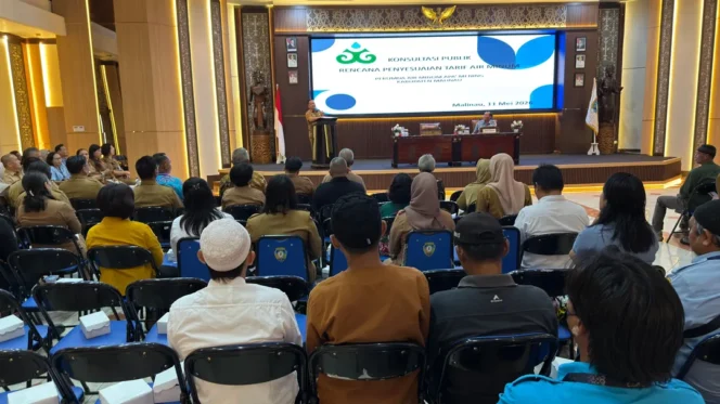 
 Sekda Malinau Buka Konsultasi Publik Penyesuaian Tarif Air Minum PDAM Apa’Mening