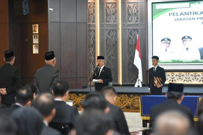 
 Struktur Pimpinan Tinggi Pratama Pemda Malinau Seluruhnya Telah Terisi, Bupati Wempi Ajak Seluruh Kepala Dinas Dukung dan Tingkatkan Pelayanan Publik