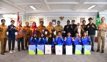 Bupati Irwan Sabri Lepas Kontingen O2SN Nunukan