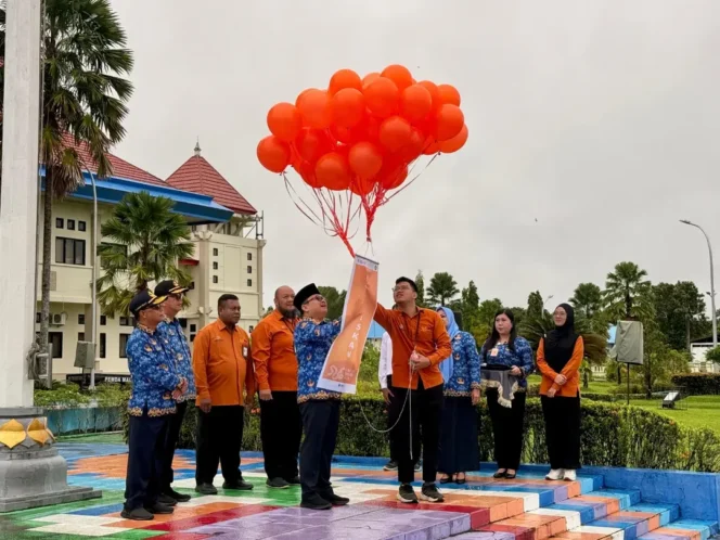 
 Plh Sekda Malinau Pimpin Apel Korpri dan Ajak Seluruh Elemen Sukseskan Sensus Ekonomi 2026