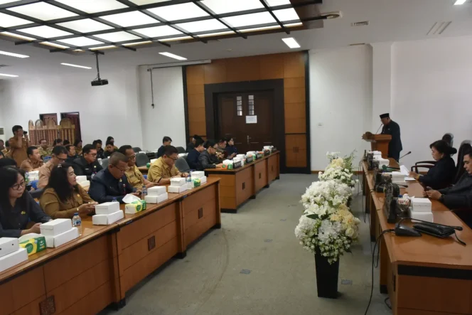 
 Wabup Jakaria Sampaikan Jawaban Pemda Atas Pandangan Fraksi DPRD Terhadap Pertanggungjawaban APBD 2025