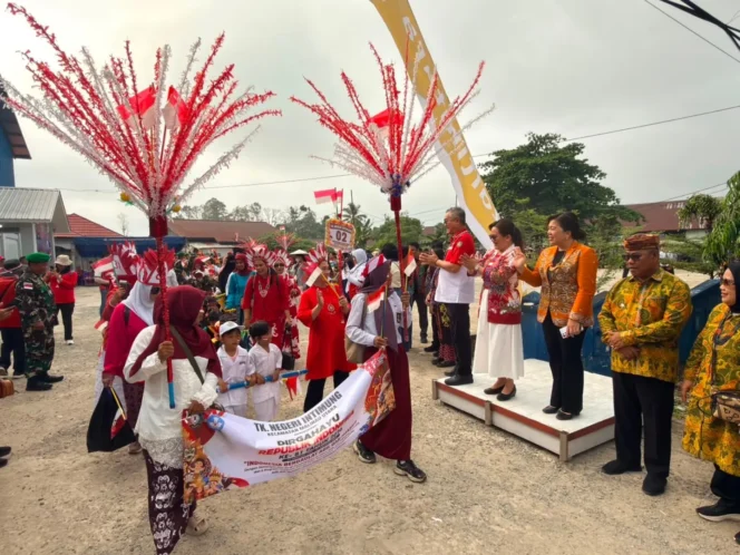 
 Bupati Lepas Karnaval Budaya Dalam Rangka HUT Ke-81 RI
