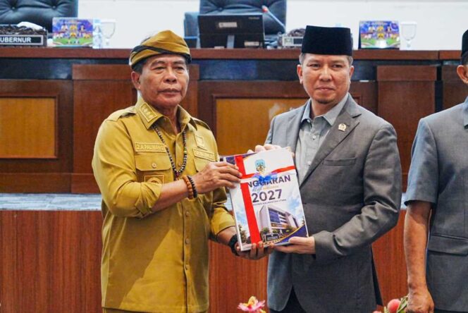 
 Gubernur Sampaikan KUA-PPAS 2027, Anggaran Difokuskan untuk Program Berdampak bagi Masyarakat