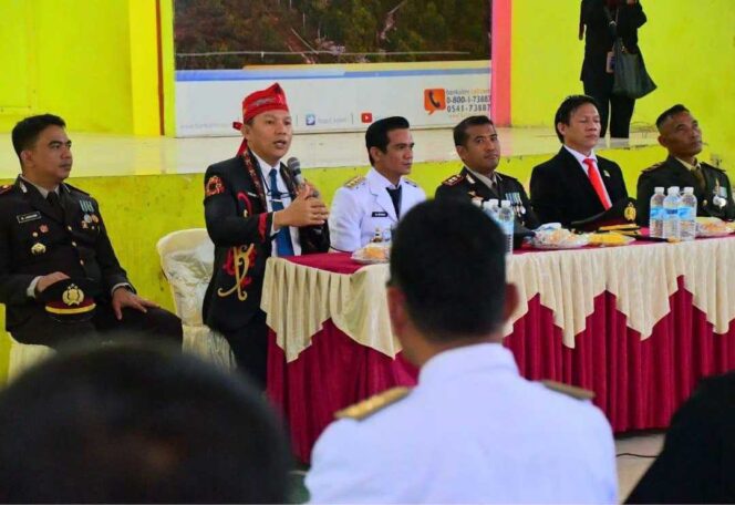 
 Ramah Tamah Bersama Camat, Kepala Desa dan Kepala Adat di Long Bawan, Bupati Nunukan Harapkan Kolaborasi dan Prioritas Pembangunan