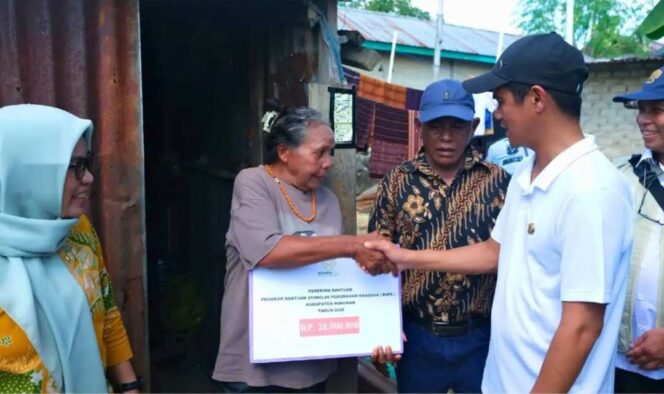 
 Wujudkan Hunian Layak di Perbatasan, Bupati H Irwan Canangkan Program Bantuan Stimulan Perumahan Swadaya 2026