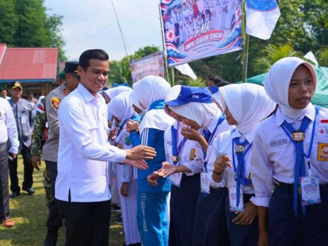 
 HUT ke-81 PMI, Bupati Irwan Sabri Buka Kemah Bakti PMR Perbatasan di Sebatik Barat