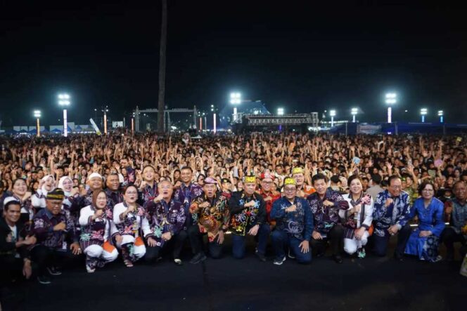 
 Gubernur Kaltara Zainal Resmi Tutup Irau ke-12, Malinau Teguhkan Jati Diri Budaya Menuju Pembangunan Berkelanjutan Berbasis Kearifan Lokal
