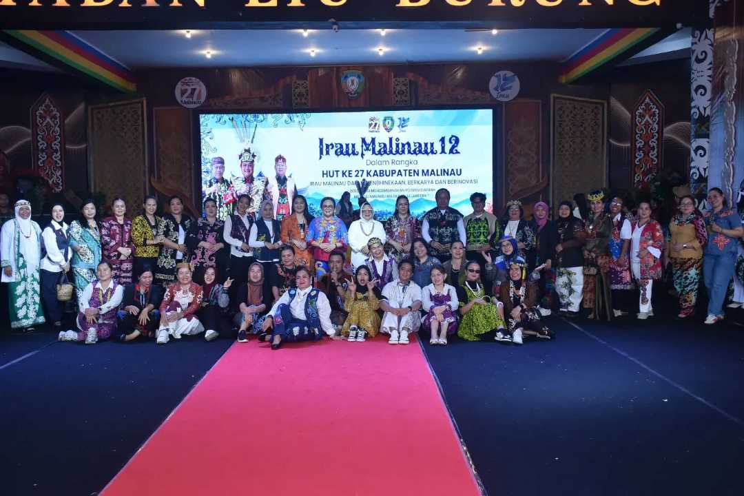 Lomba Fasion Show Smart Casual Meriahkan HUT Kabupaten Malinau Ke-27 dan Irau Ke-12