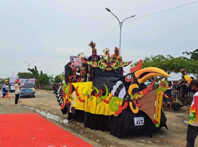 
 Meriah, Pawai Budaya dan Karnaval Kendaraan Hias Ramaikan HUT ke-27 Kabupaten Nunukan