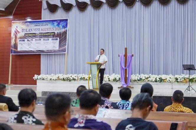 
 Persekutuan Doa GKII Sentral Kaliamok, Sekda Ernes Dorong Gerakan Persekutuan Doa Terus Diperkuat di Malinau